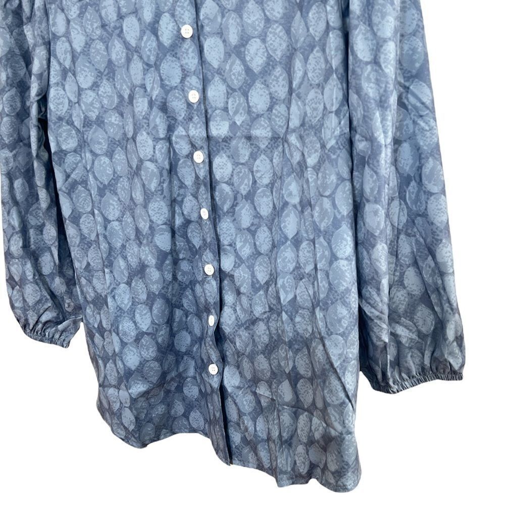 Basico Lightweight Collared Button Down Shirt - Picture 3 of 7